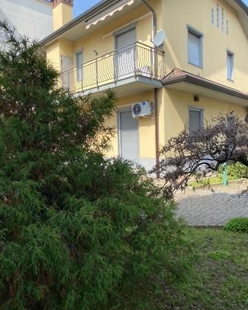La Casa Di Amalia Apartment Rho Exterior photo
