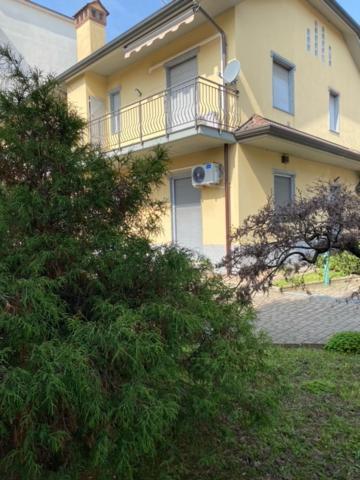La Casa Di Amalia Apartment Rho Exterior photo